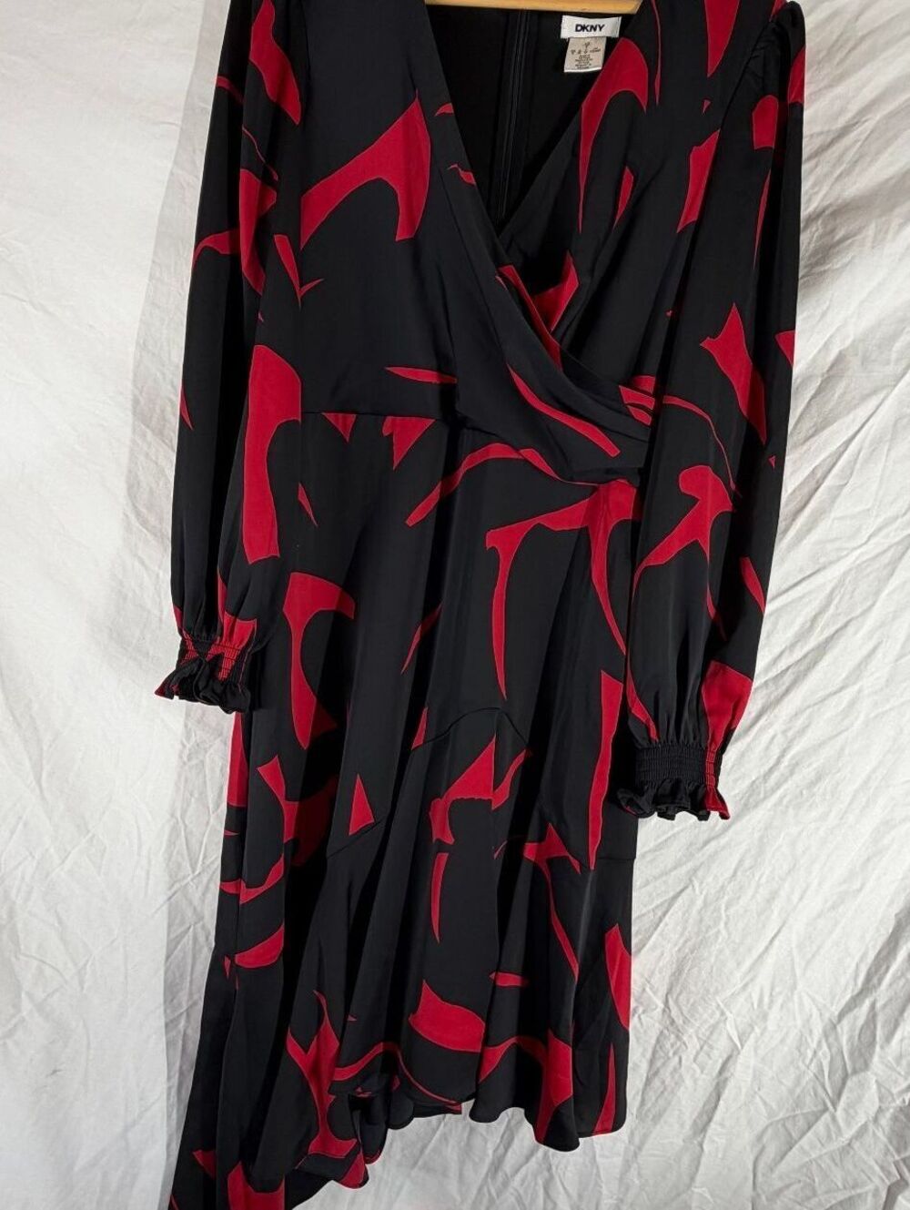 DKNY Women's Black Red Abstract Print Asymmetrical Long Sleeve Dress Size 6